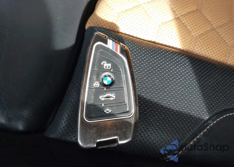 2020 BMW X3 M Competition z USA, uszkodzony, nr VIN 5YMTS0C02L9B31573